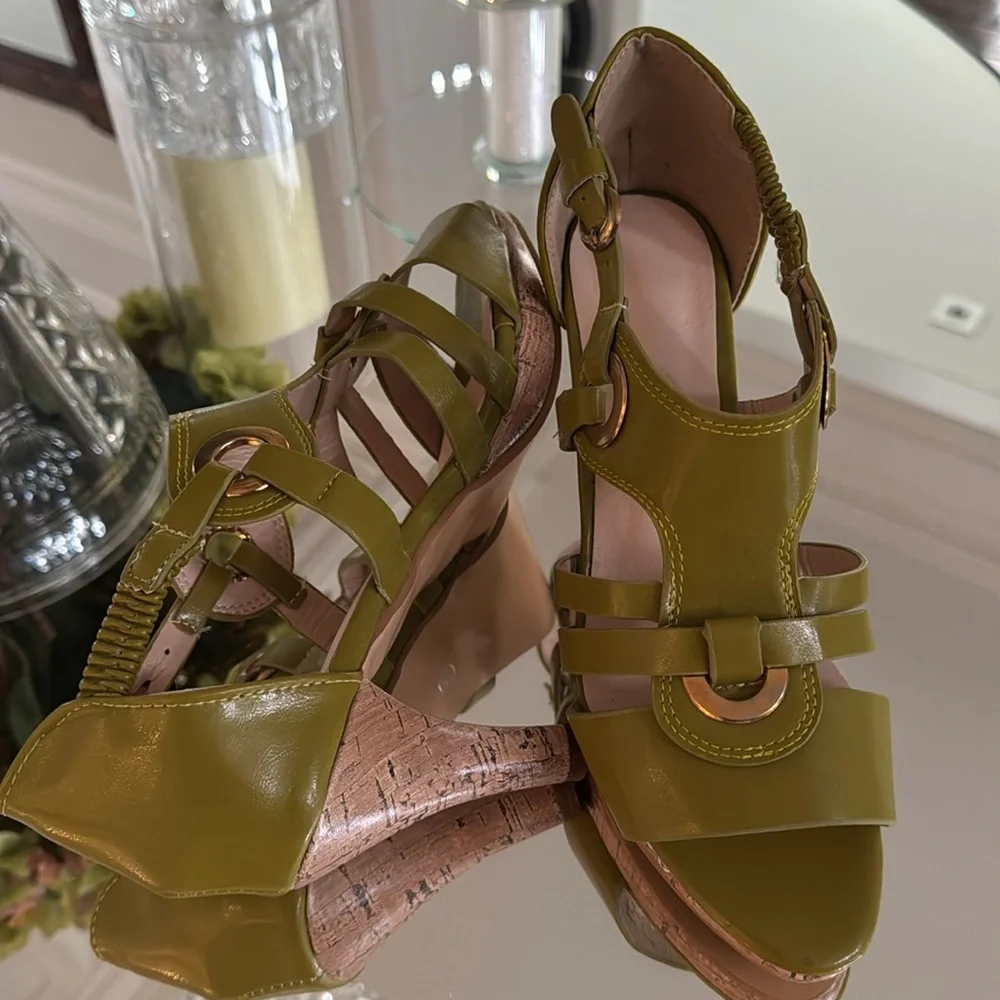 SANDALS π - Picture 1 of 16